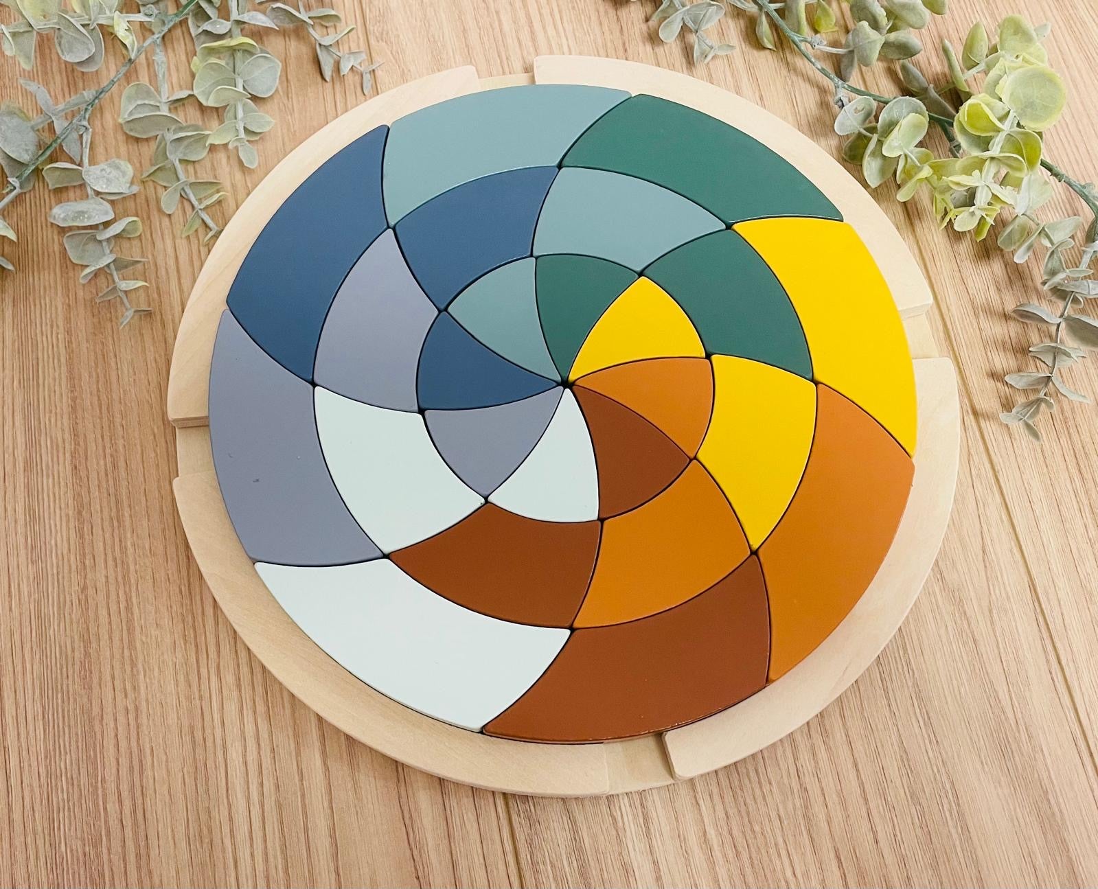 Regenbogen Puzzle aus Holz – Pastell