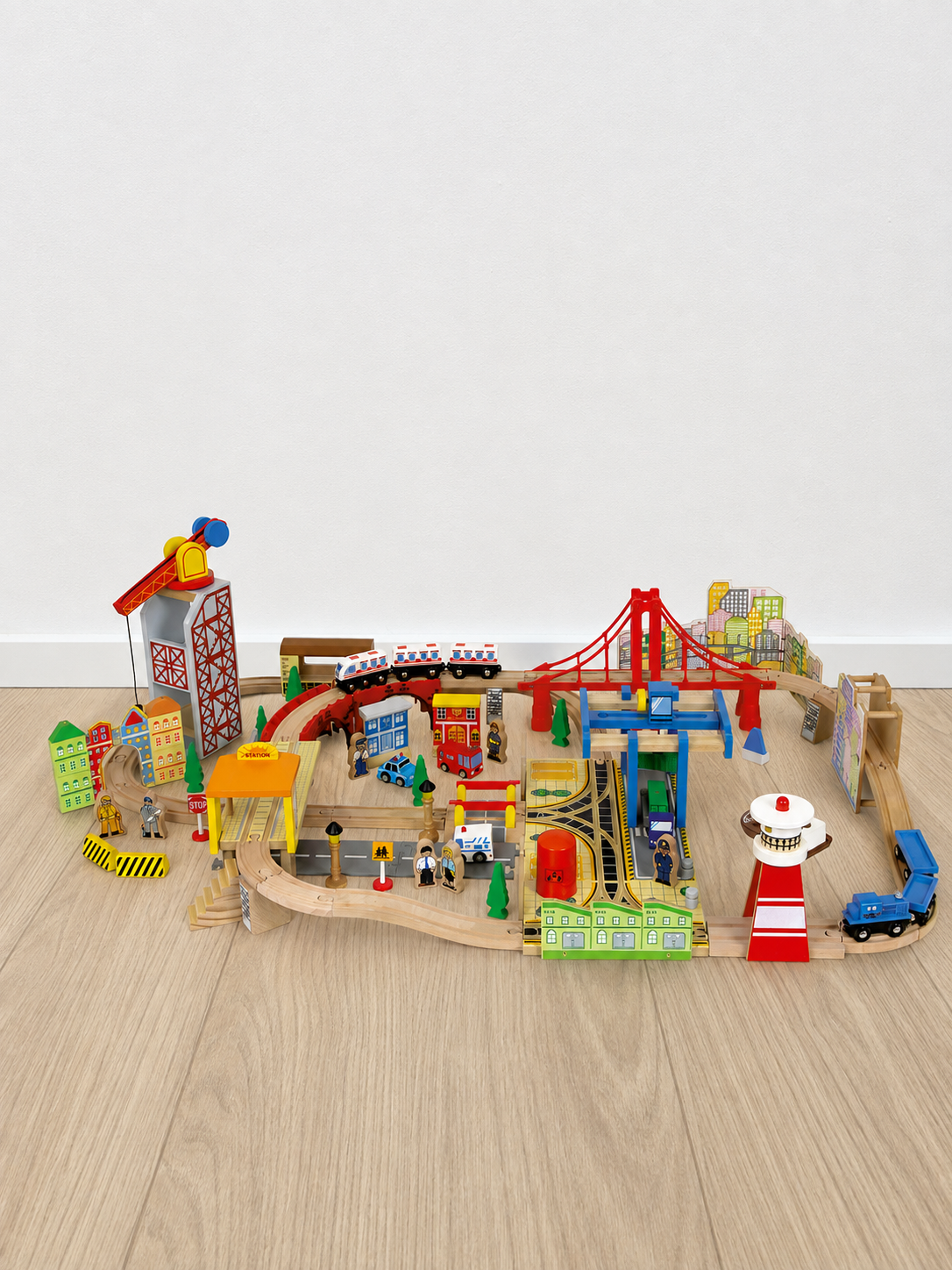 Holzeisenbahn Hafen – große Spielwelt mit 100 Teilen