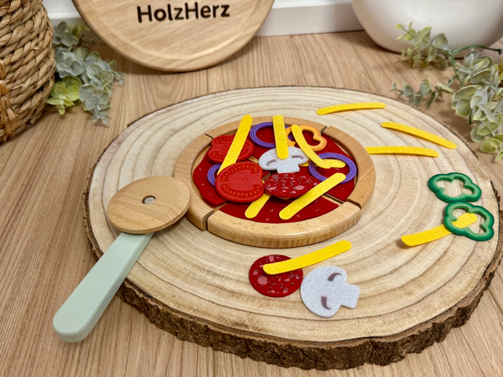 Pizza-Set aus Holz – Belegen, Schneiden & Servieren