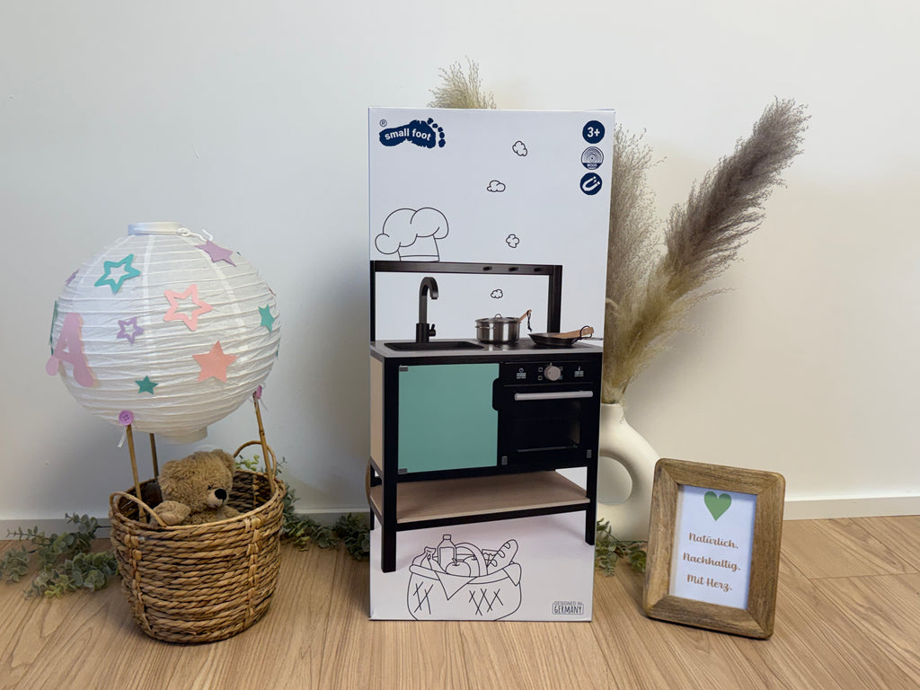Kinderküche Industrial – moderne Spielküche aus Holz